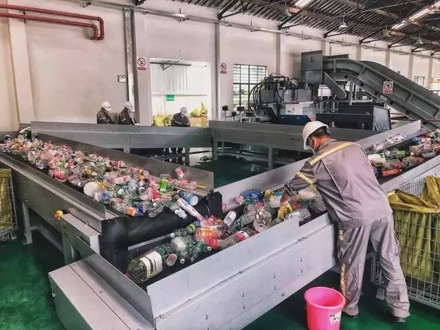 上海首座全品類再生資源集散中心正式投入運(yùn)營(yíng) 城市綠色循環(huán)新引擎